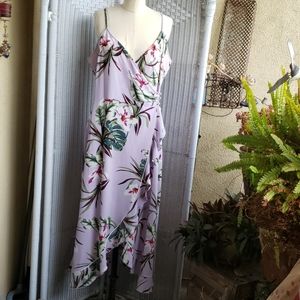 Jennifer  López  tropical sundress